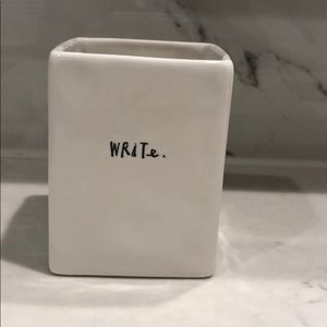 Rae Dunn pen/ pencil holder